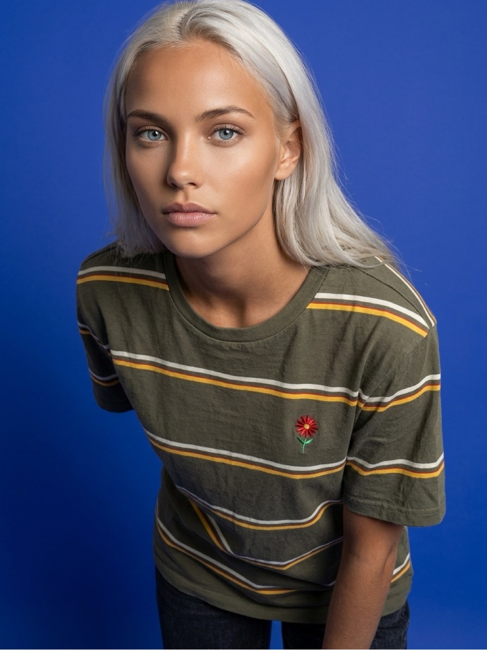 Vans Striped Embroidered Flower T-Shirt - XL
